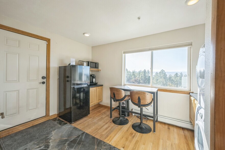 More Photos Of 5380 N Lariat Dr, Castle Rock Specialty For Sale