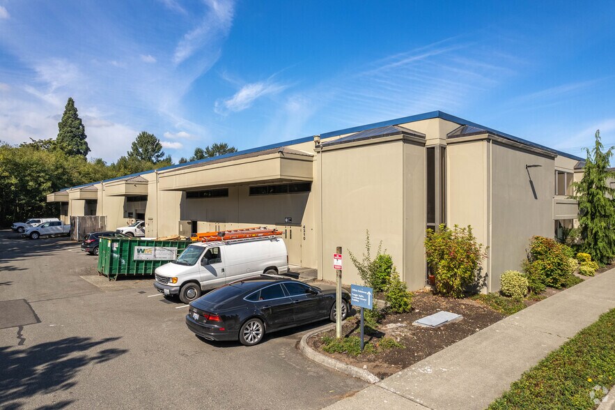 More Photos Of 4304-4310 S 131st Pl, Tukwila Warehouse For Lease