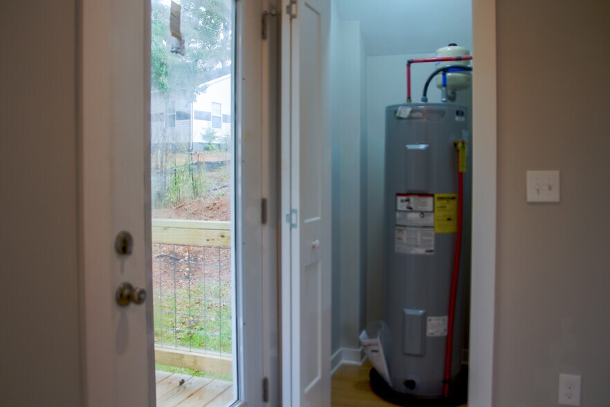 More Photos Of 108 Lager Ln, Asheville Apartments For Sale