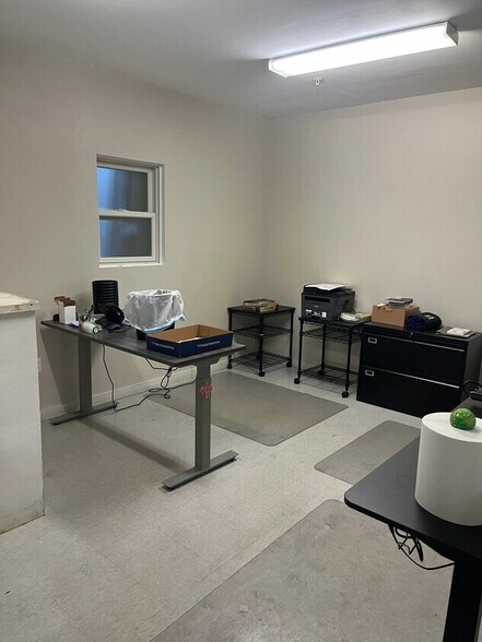 More Photos Of 431 Route 108, Somersworth Warehouse For Lease