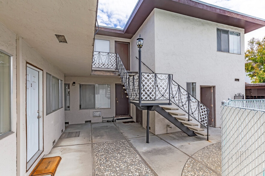 More Photos Of 2388 Karen Dr, Santa Clara Apartments For Sale