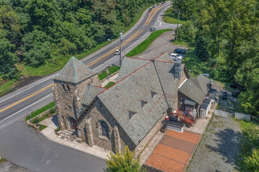 More Photos Of 1715 E Main St, Mohegan Lake Restaurant For Sale