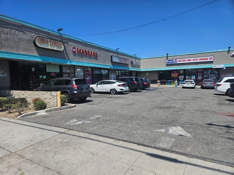 More Photos Of 945 W Pacific Coast Hwy, Wilmington Unknown For Lease
