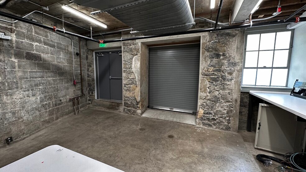 More Photos Of 225 Ferry St, Easton Office Residential For Lease