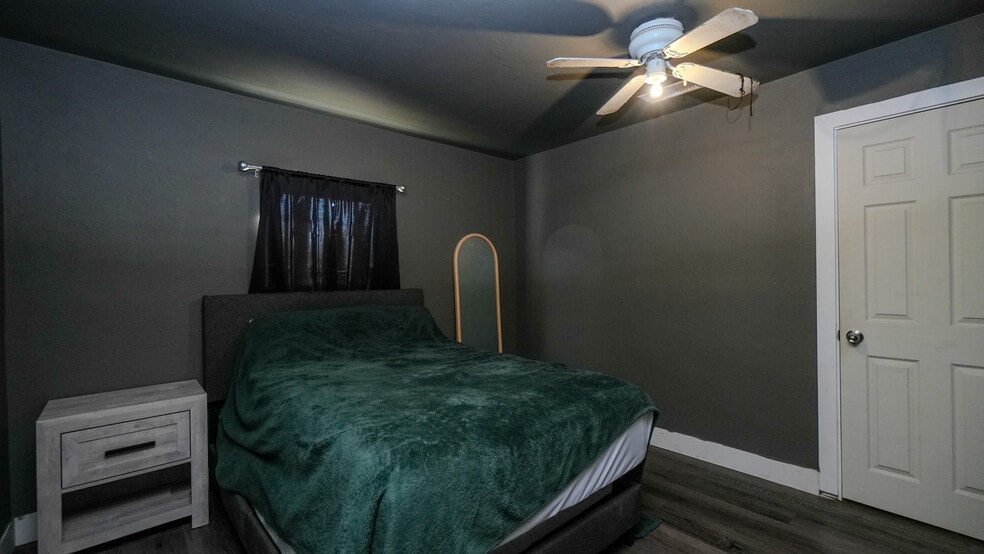 More Photos Of 2314 S Artesia St, San Bernardino Industrial For Sale