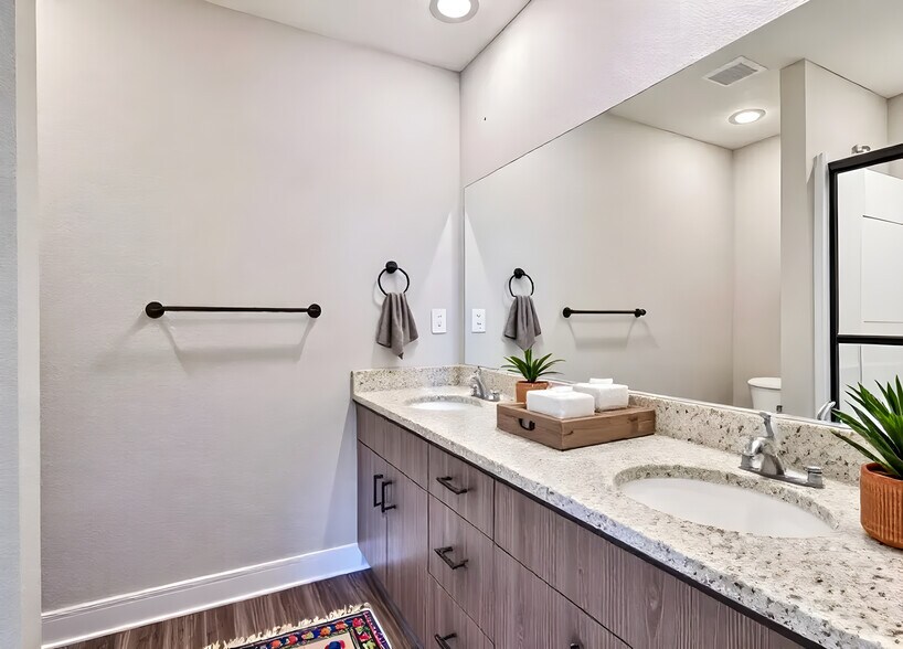More Photos Of Shale Ct, Grain Valley Apartments For Sale