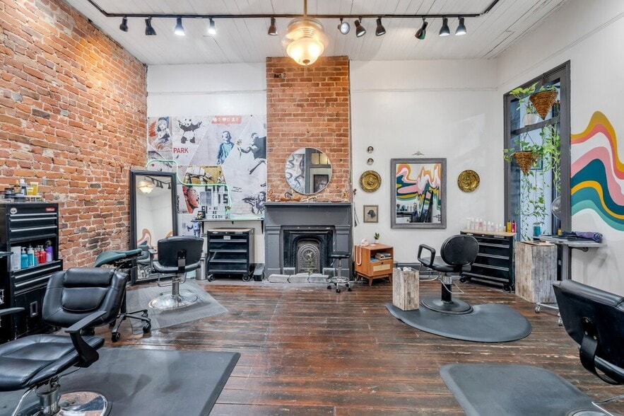 More Photos Of , New Orleans General Retail For Sale