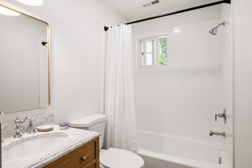 More Photos Of 49 N 300 E, Midway Apartments For Sale