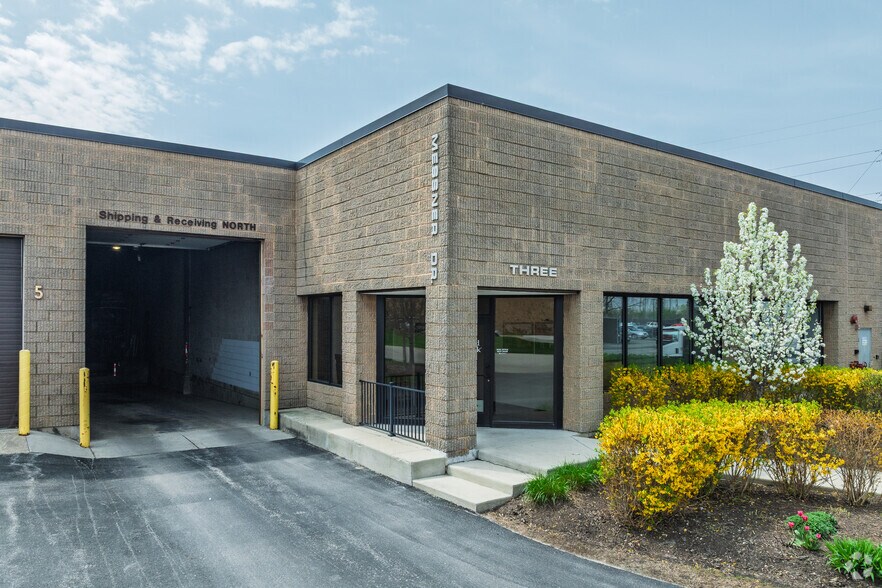 More Photos Of 1-5 Messner Dr, Wheeling Warehouse For Lease