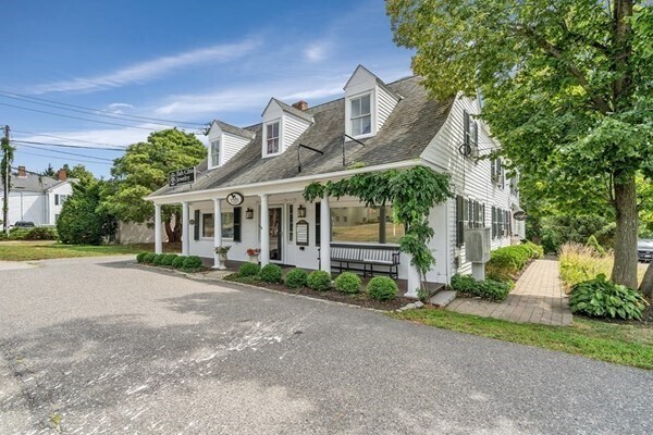 Primary Photo Of 353 Boston Post Rd, Sudbury Office For Lease