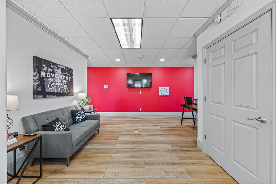 More Photos Of 4777 Caughlin Pky, Reno Office For Sale