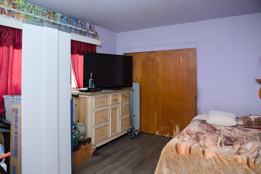 More Photos Of 541 Normandie Ave, Los Angeles Apartments For Sale