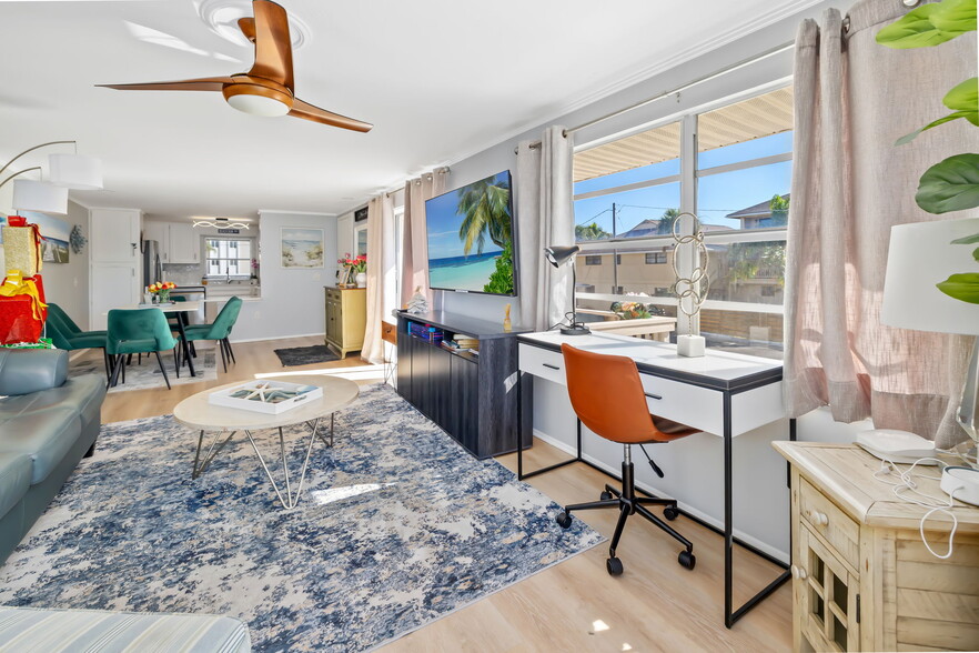 More Photos Of 9022 Midnight Pass Rd, Sarasota Apartments For Sale