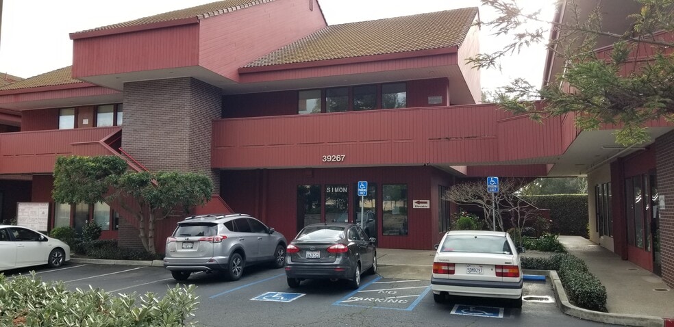 More Photos Of 39267 Mission Blvd, Fremont Medical For Lease