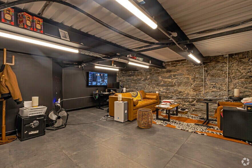 More Photos Of 100 E 116th St, New York Storefront Retail Residential For Lease