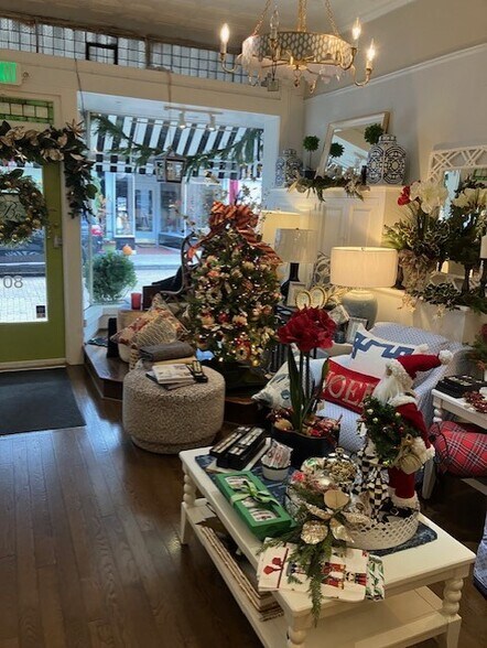 More Photos Of 80-82 Maryland Ave, Annapolis Storefront Retail Residential For Sale