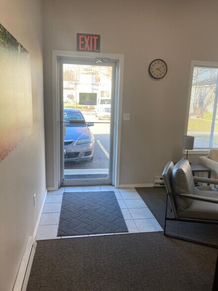 More Photos Of 5920 N Government Way, Coeur d'Alene Office For Lease