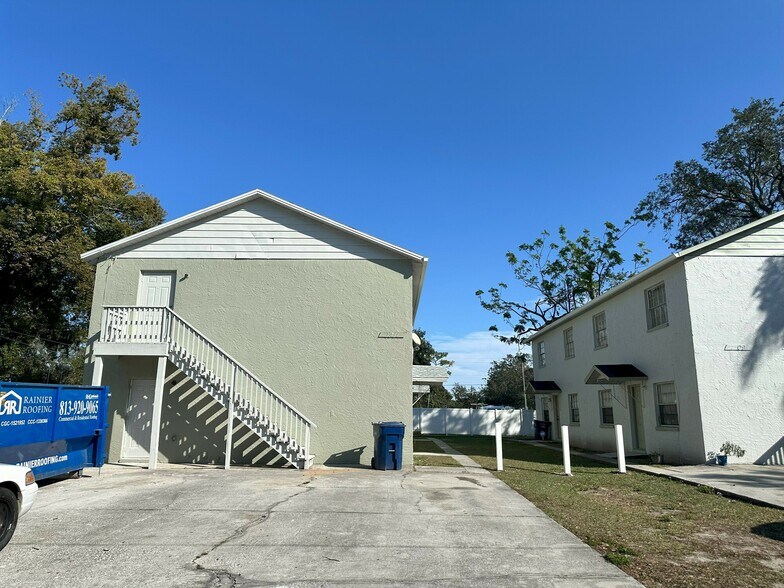 More Photos Of 7309 N Hutton pl, Tampa Apartments For Sale