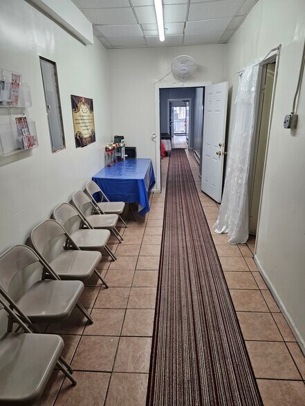 More Photos Of 190-25 Jamaica Ave, Jamaica Storefront Retail Office For Sale
