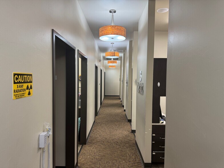 More Photos Of 1621 S Midtown Pl, Oklahoma City Medical For Sale