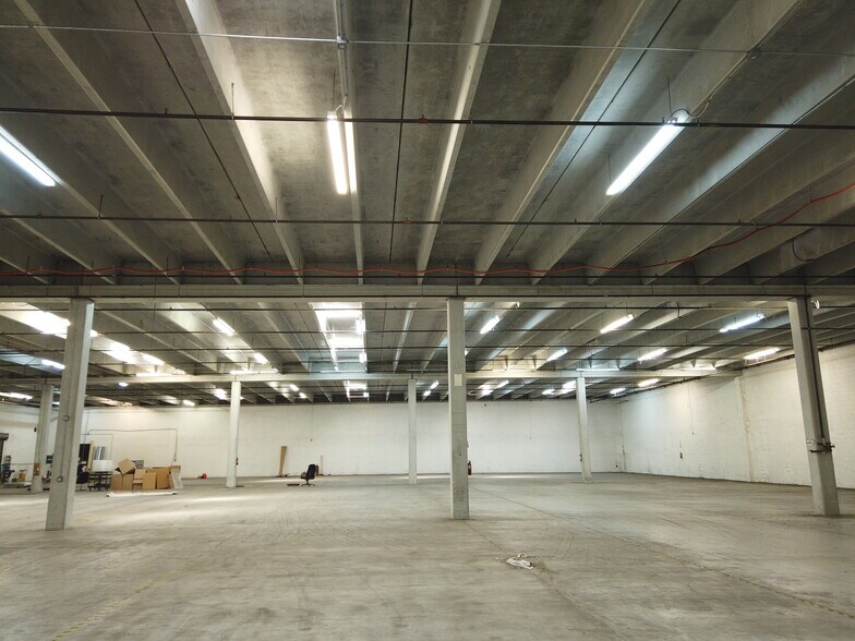More Photos Of 10880 NW 30th St, Doral Warehouse For Sale