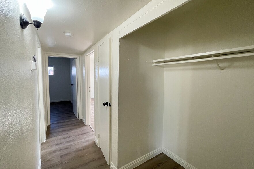 More Photos Of 2635-2655 Sherwood St, Las Vegas Apartments For Sale