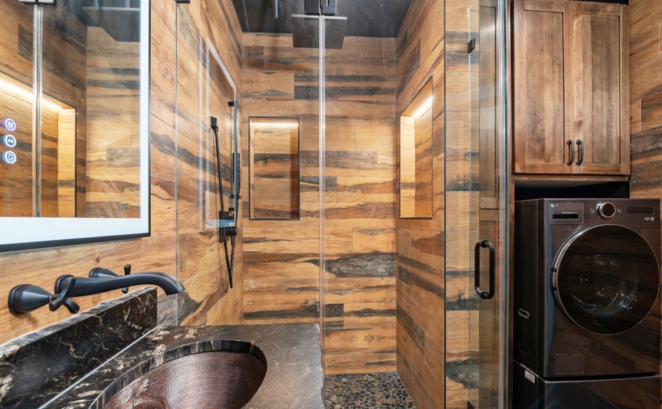 More Photos Of 7231 Stonewall Bnd, San Antonio Flex For Sale