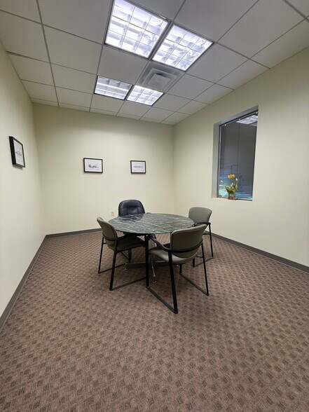 More Photos Of 6527 New Peachtree Rd, Atlanta Medical For Sale