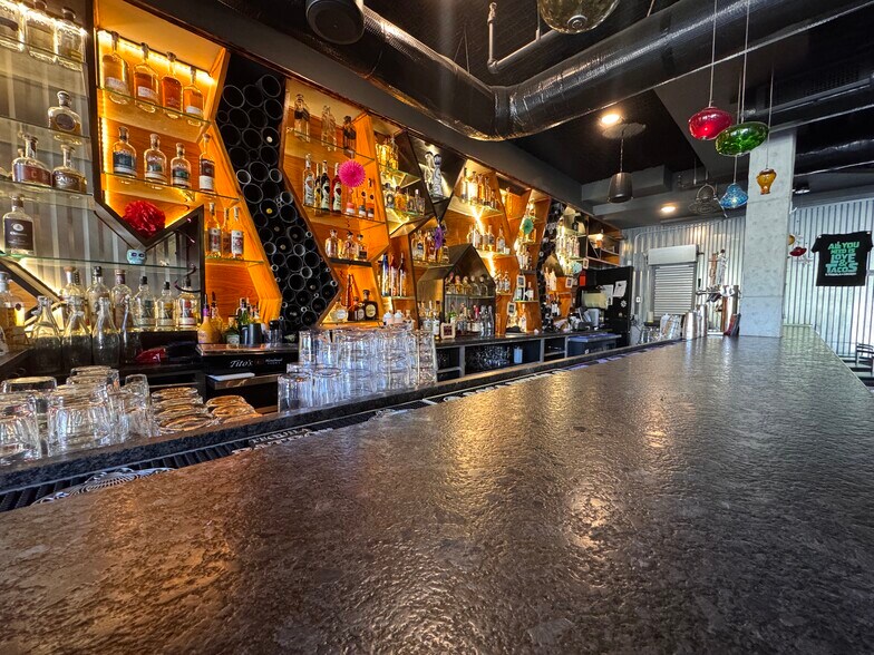 More Photos Of 4-6 Sheridan Ave, Albany Storefront Retail Office For Lease