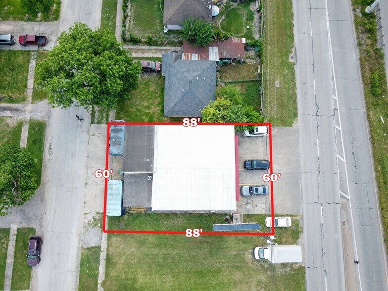 More Photos Of 10722 E I-10 Fwy, Houston Freestanding For Sale