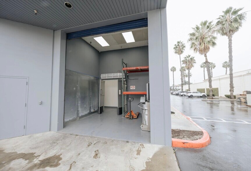 More Photos Of 17290 Newhope St, Fountain Valley Food Processing For Lease