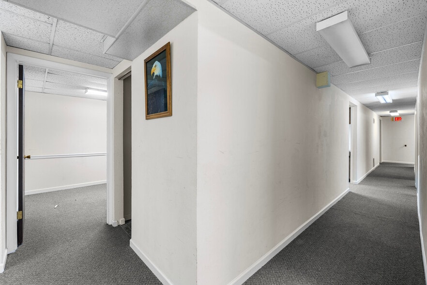 More Photos Of 40 S 6th Ave, Brighton Medical For Lease