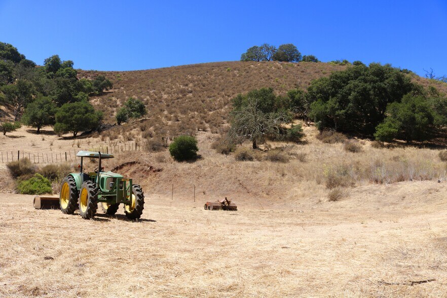 More Photos Of 32800 Johnson Canyon Rd, Gonzales Land For Sale