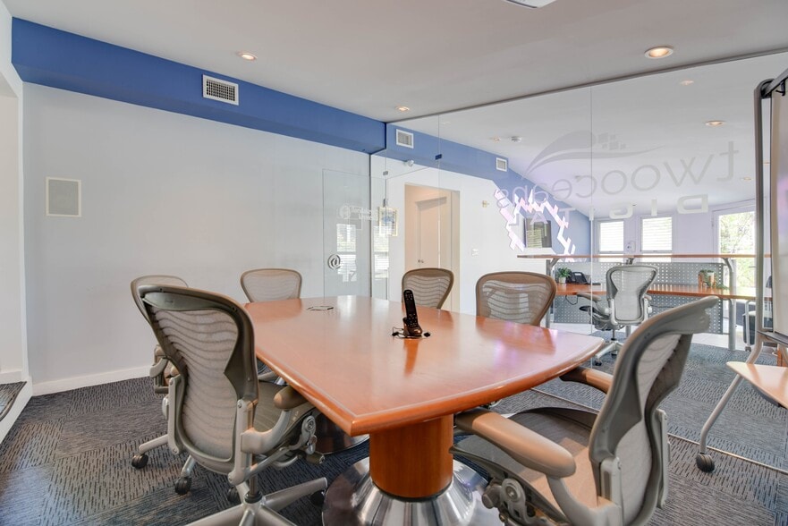 More Photos Of 701 Simonton St, Key West Office For Sale