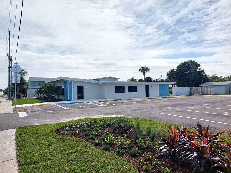 More Photos Of 14445 Us-1 Hwy, Sebastian General Retail For Sale