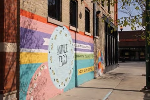 More Photos Of 1360 N Milwaukee Ave, Chicago Storefront Retail Office For Lease