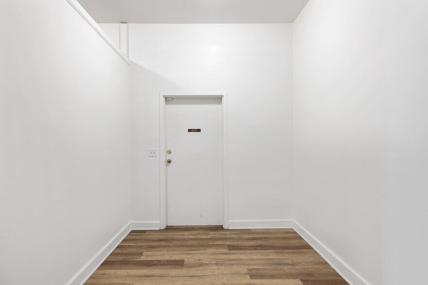 More Photos Of 5264 3rd St, San Francisco Office For Lease