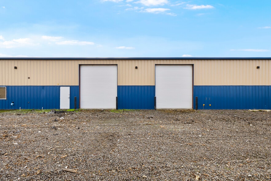 More Photos Of 111 Trout Way, White City Warehouse For Sale