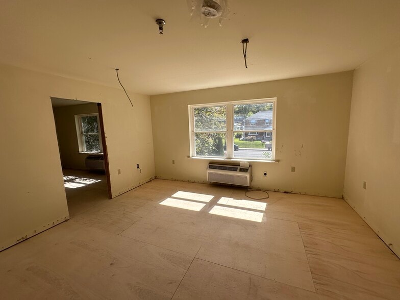 More Photos Of 659 Broad St, Emmaus Assisted Living For Sale