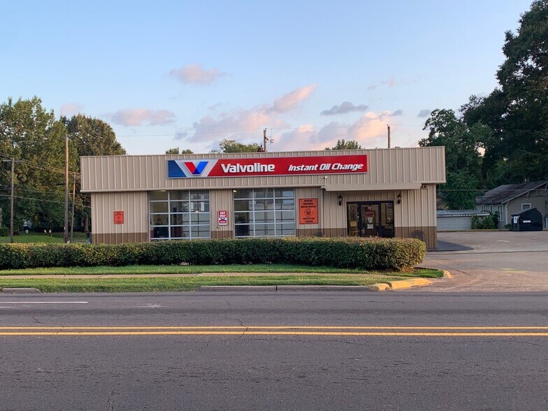 Primary Photo Of 401 Kings Hwy, Shreveport Auto Repair For Sale
