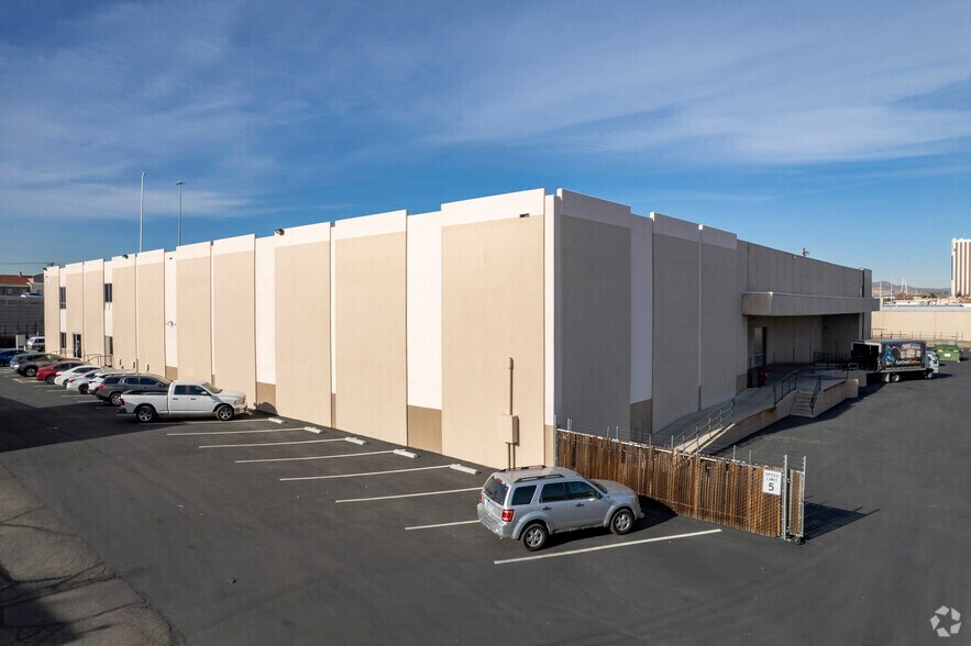 More Photos Of 1150 Matley Ln, Reno Flex For Lease