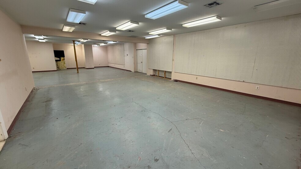 More Photos Of 1718 S 28th Ave, Edinburg Warehouse For Lease