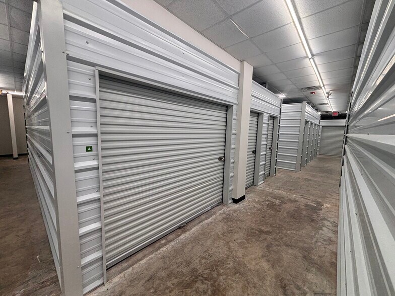 More Photos Of 3003 Scarlett St, Brunswick Office For Sale