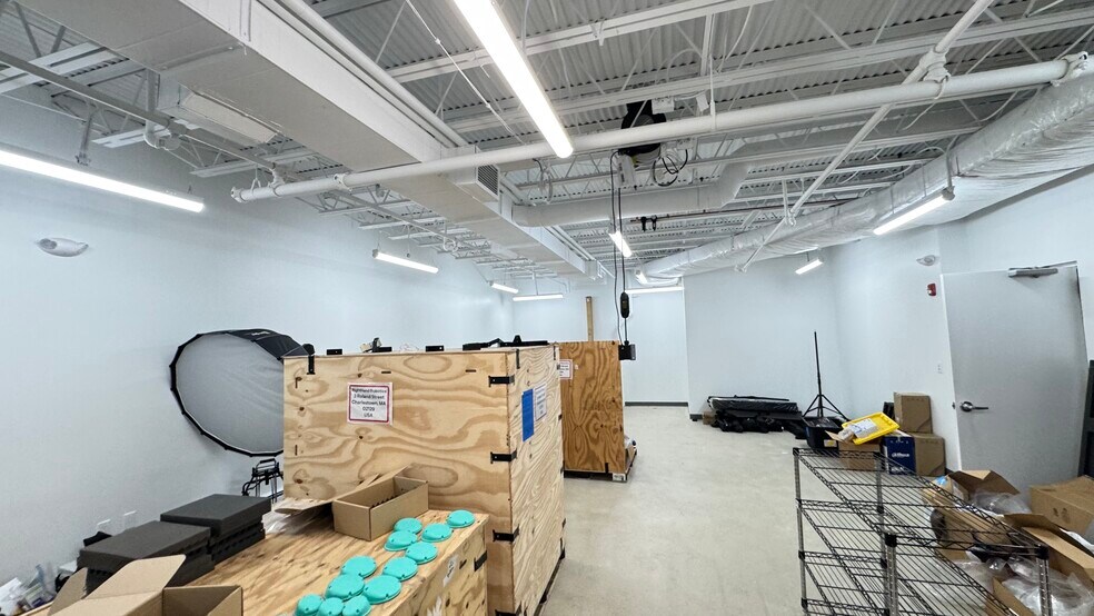 More Photos Of 100 Cambridge St, Charlestown Light Manufacturing For Lease