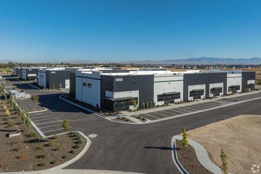 More Photos Of 4886 W Grand Mogul Dr, Meridian Unknown For Lease