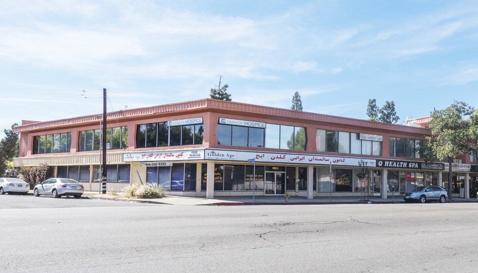 More Photos Of 18330-18350 Ventura Blvd, Tarzana Office For Lease