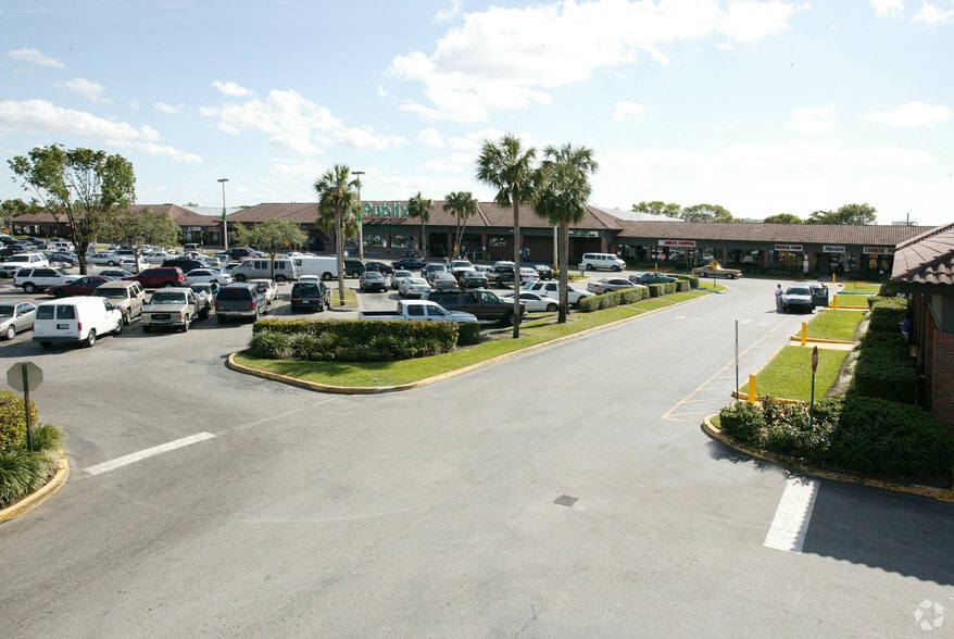 More Photos Of 18452-18538 NW 67th Ave, Miami Gardens Unknown For Lease
