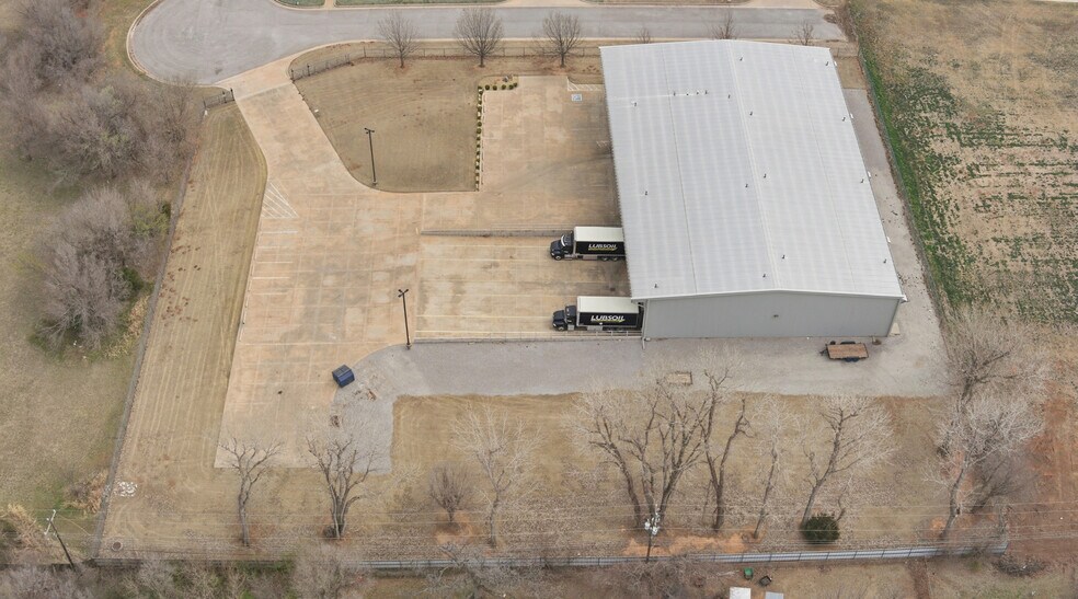 More Photos Of 2415 S Nicklas, Oklahoma City Manufacturing For Lease