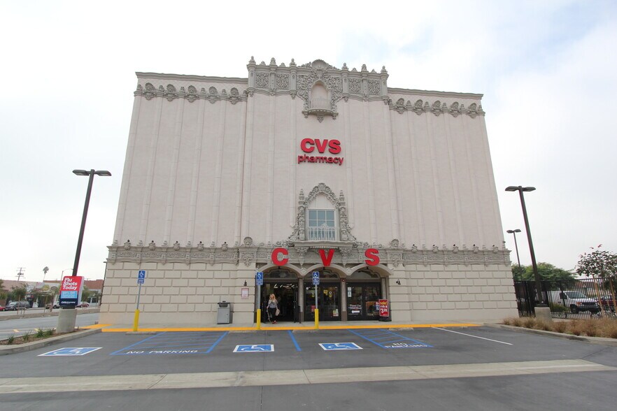 More Photos Of 909 S. Atlantic Blvd., Los Angeles Drugstore For Sale