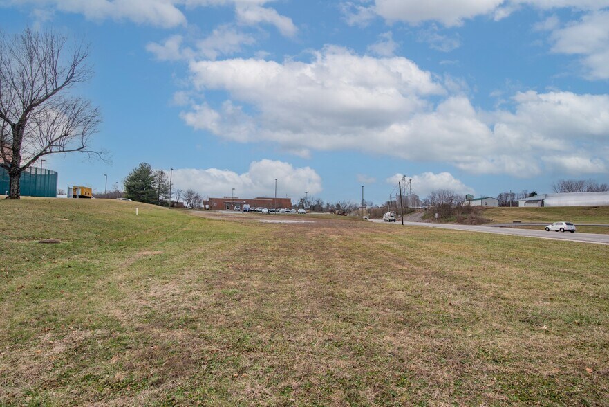 More Photos Of 630 E Dixie Ave, Elizabethtown Land For Sale